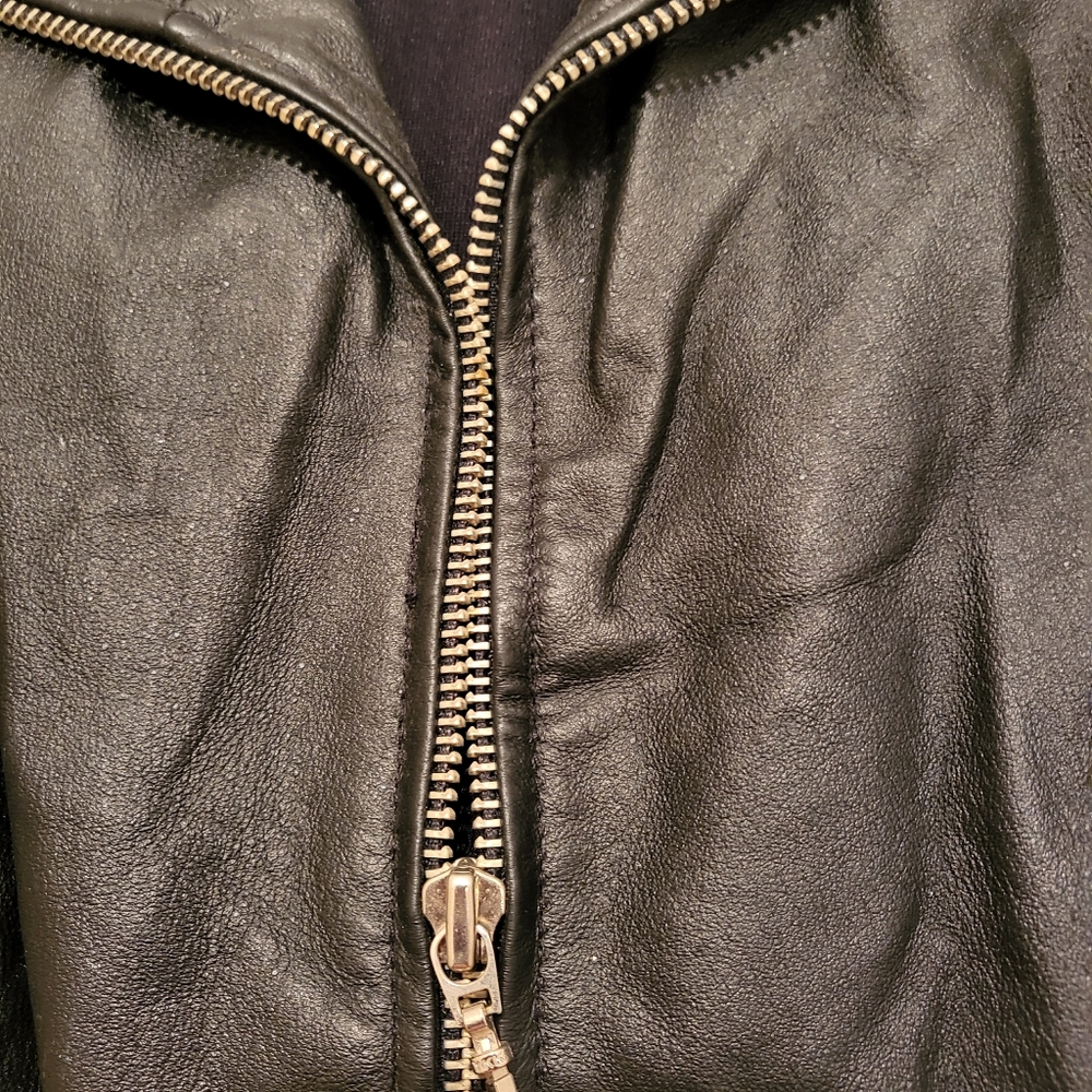 LEATHER VEST - Picture 5 of 6